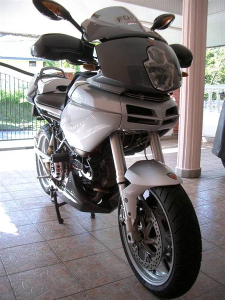 Front right view