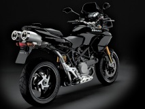 1100S right tail