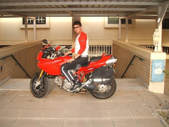 Armando in Kuwait