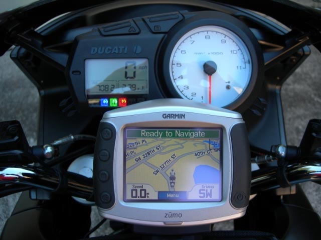 Zumo 550 Ram Mount 1