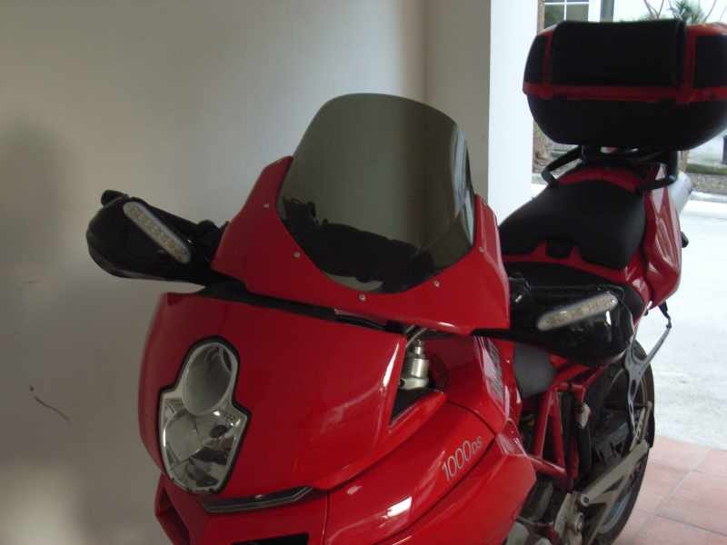 Led turn signals on Handguard 01