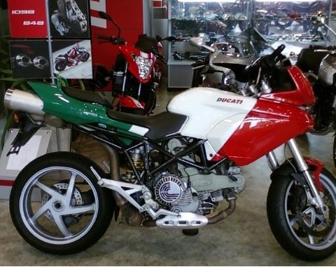MTS Tricolore