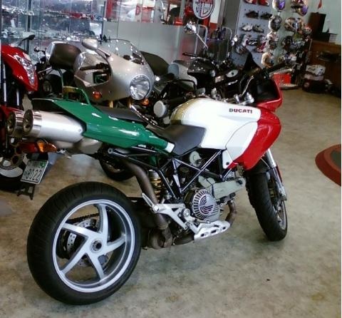 MTS Tricolore02
