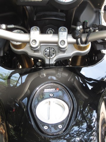 fuel cap