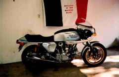 900 SS