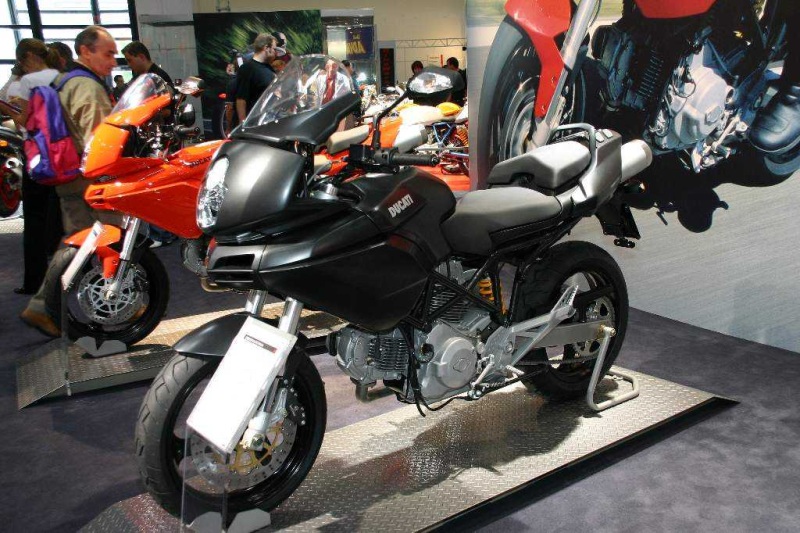 600 Dark