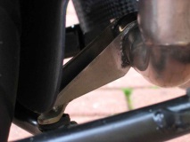 Cat by-pass pipe - centre stand stop