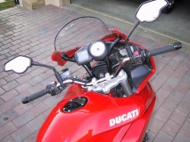 Black carbon petrol cap